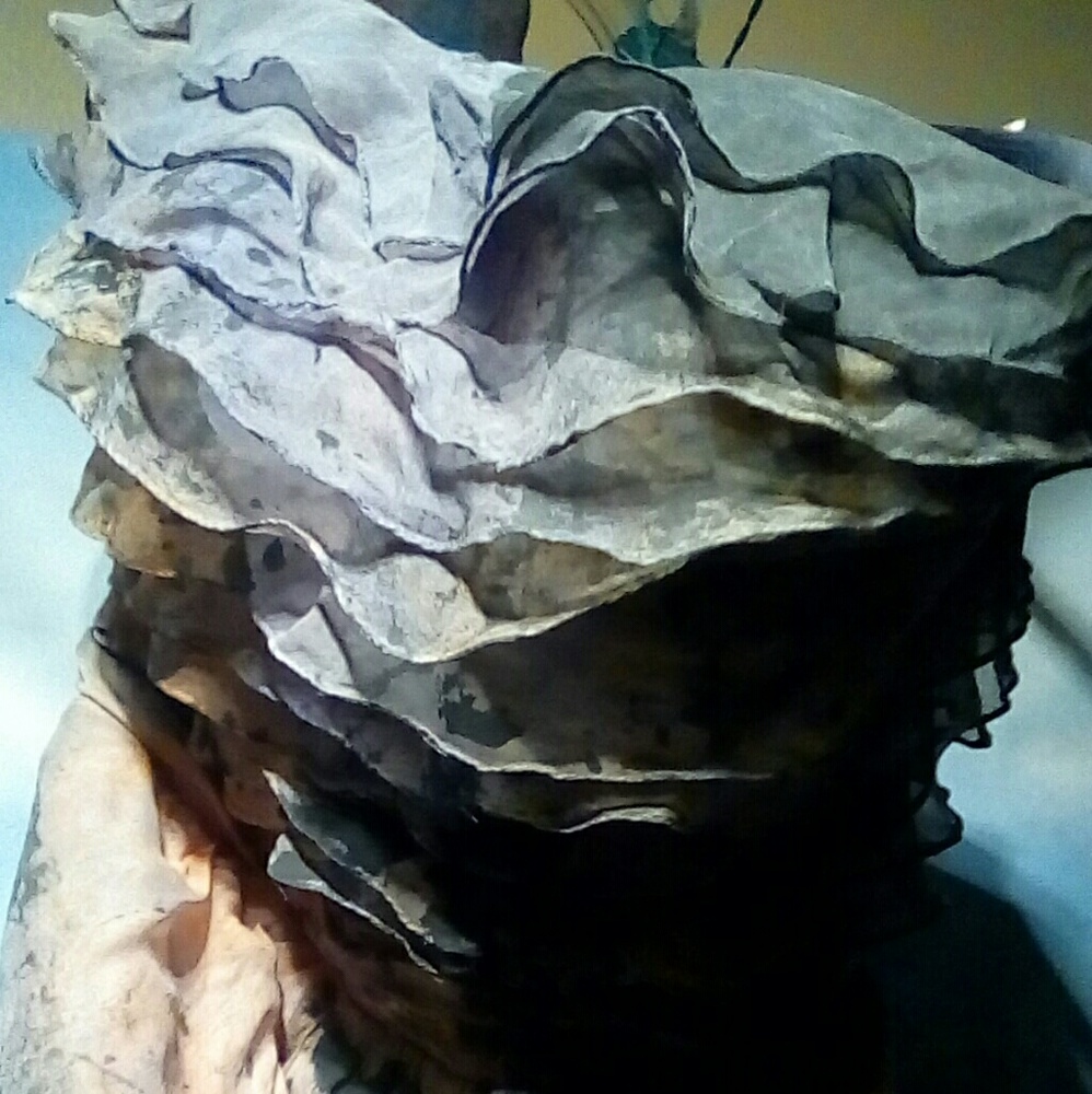 Dress - Picture 2 of 3